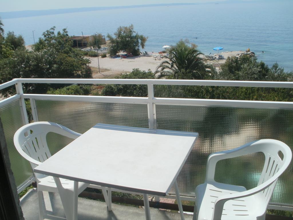 Beach Apartments Toni Подстрана Номер фото